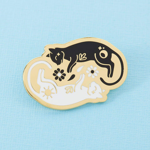 " Twin Kitties " Enamel Pin